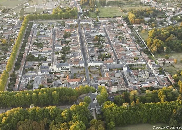 L'ancienne Cave Semesterbostad