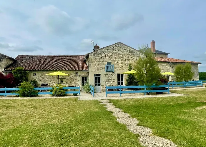 L'ancienne Cave Semesterbostad